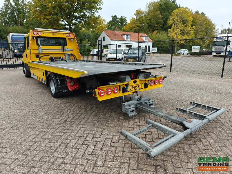 Iveco / Tevor 70C18/TR24 4x2 DubbelCabine Euro6D - TEVOR ZP30-C1 + Bril 1800KG - Afstandsbediening - 03/2026 APK - Çekici kamyonu: fotoğraf 5 Iveco / Tevor 70C18/TR24 4x2 DubbelCabine Euro6D - TEVOR ZP30-C1 + Bril 1800KG - Afstandsbediening - 03/2026 APK - Çekici kamyonu: fotoğraf 5