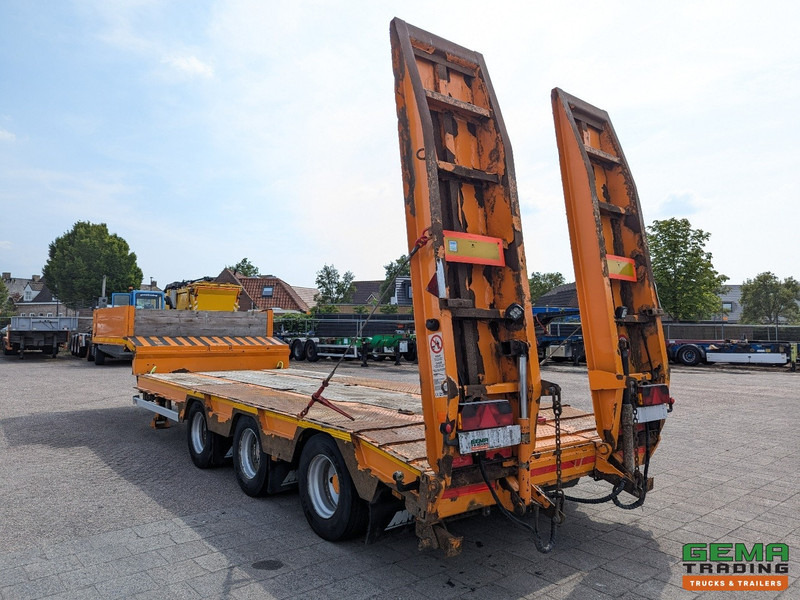 MOL D712/30Tri/45/56/1 3-Assen Gigant - Semi-Dieplader - Hydr. Rampen - NaloopAs - 09/2025 APK - Alçak çerçeveli platform dorse: fotoğraf 3 MOL D712/30Tri/45/56/1 3-Assen Gigant - Semi-Dieplader - Hydr. Rampen - NaloopAs - 09/2025 APK - Alçak çerçeveli platform dorse: fotoğraf 3