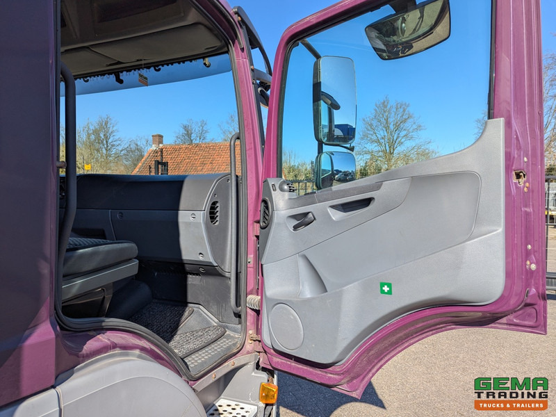 Refrijeratör kamyon Mercedes-Benz ATEGO 1222 L 4x2 Dagcab Euro5 - Koel-Vriesbak 6.3M - Carrier Supra 950MT + Laadklep 2000KG - Zijdeuren: fotoğraf 13