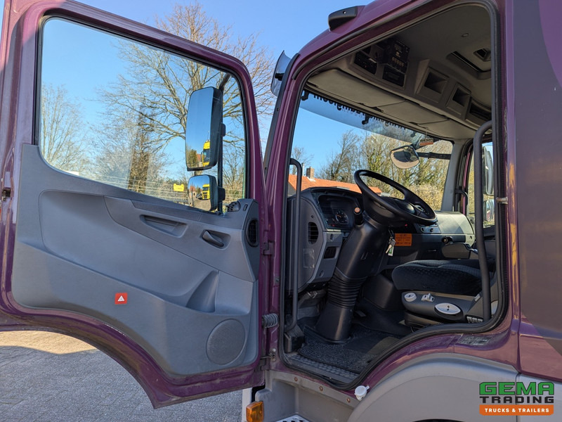 Refrijeratör kamyon Mercedes-Benz ATEGO 1222 L 4x2 Dagcab Euro5 - Koel-Vriesbak 6.3M - Carrier Supra 950MT + Laadklep 2000KG - Zijdeuren: fotoğraf 12