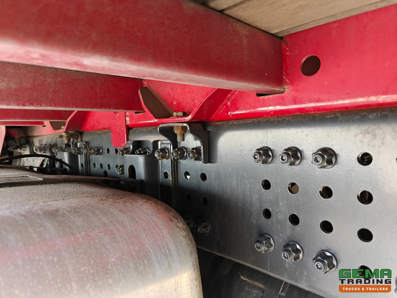 Kapalı kasa kamyon Mercedes-Benz Actros 2645 6x2 Gigaspace Euro6 + 3Axle Trailer -  115m³ VolumeCombi - Dubbele Tanks - Moffet Aansluiting - HH Vloer - SMARTTacho V2: fotoğraf 17 Kapalı kasa kamyon Mercedes-Benz Actros 2645 6x2 Gigaspace Euro6 + 3Axle Trailer -  115m³ VolumeCombi - Dubbele Tanks - Moffet Aansluiting - HH Vloer - SMARTTacho V2: fotoğraf 17