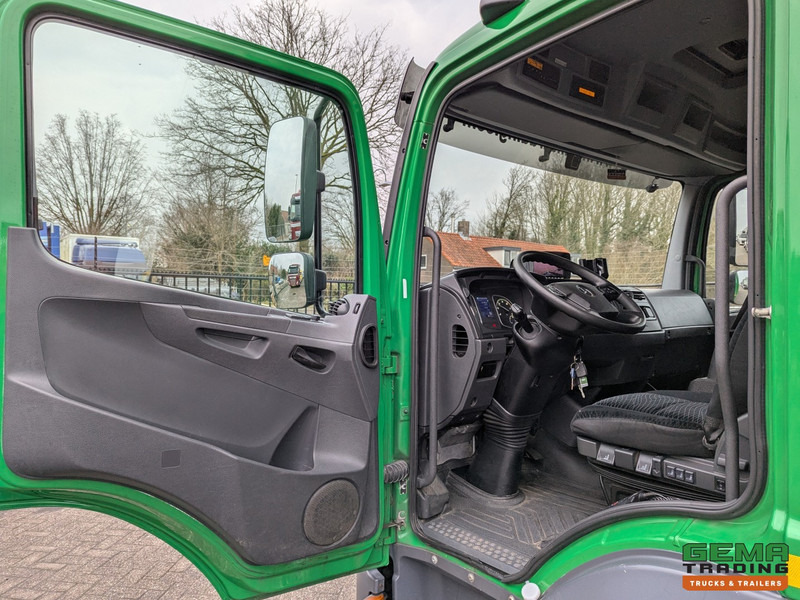 İç mekan fotoğrafi 1: Kapalı kasa kamyon Mercedes-Benz Atego 1018 4x2 Dagcabine Euro6 - GeslotenBak 7M - Laadklep 1500KG - Zijdeur - 07/2025APK