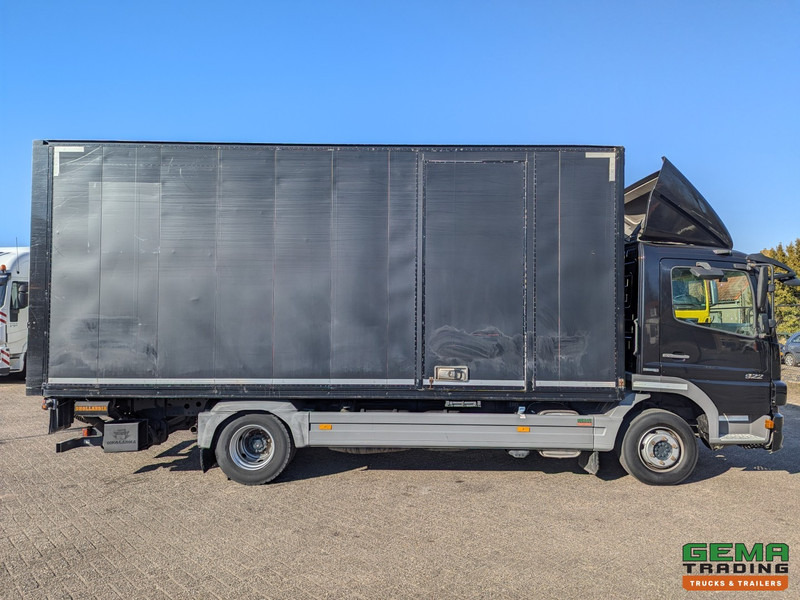Kapalı kasa kamyon Mercedes-Benz Atego 922 4x2 Dagcab Euro5 - Geslotenbak 5.95m + Laadklep 1500KG - Zijdeur - 05/2025APK: fotoğraf 12