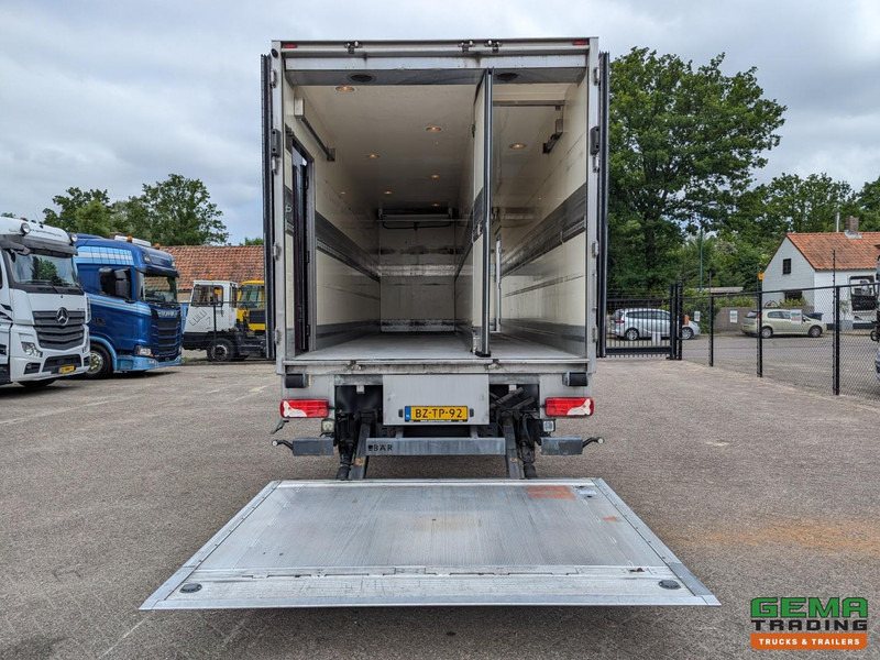 Scania P230 4x2 Dagcab Euro5 - Koel-VriesBak 8.4m + Carrier Supra 950MT + Laadklep 2000kg - Refrijeratör kamyon: fotoğraf 4 Scania P230 4x2 Dagcab Euro5 - Koel-VriesBak 8.4m + Carrier Supra 950MT + Laadklep 2000kg - Refrijeratör kamyon: fotoğraf 4