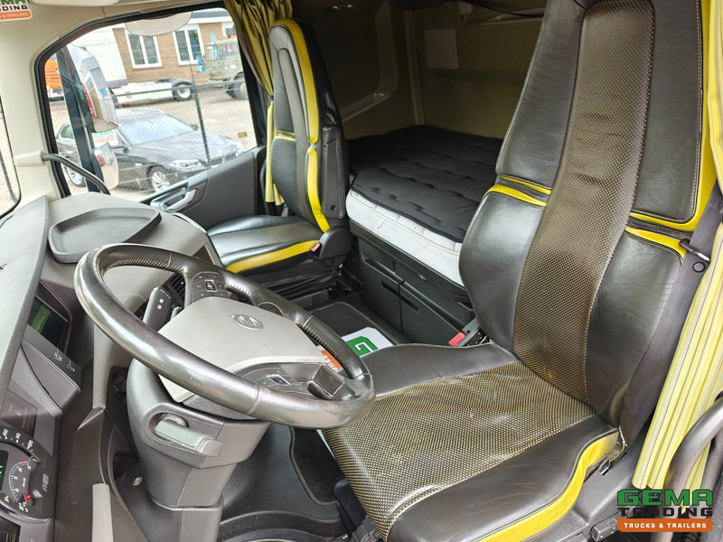 Volvo FH16-750 6x2 Globetrotter XL Euro6C - VEB+ - Volume Combi - Dubbele Tanks - IparkCool - SMARTTacho V2 - 07/2026 APK - Kapalı kasa kamyon: fotoğraf 5 Volvo FH16-750 6x2 Globetrotter XL Euro6C - VEB+ - Volume Combi - Dubbele Tanks - IparkCool - SMARTTacho V2 - 07/2026 APK - Kapalı kasa kamyon: fotoğraf 5