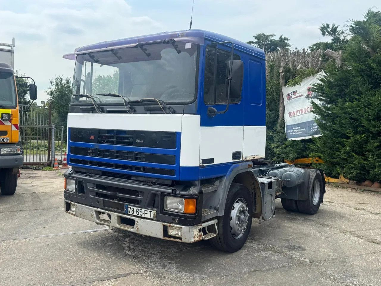 DAF 95.380 ATI 4X2 SPRING/SPRING ZF MAN GEARBOX - Çekici: fotoğraf 2 DAF 95.380 ATI 4X2 SPRING/SPRING ZF MAN GEARBOX - Çekici: fotoğraf 2