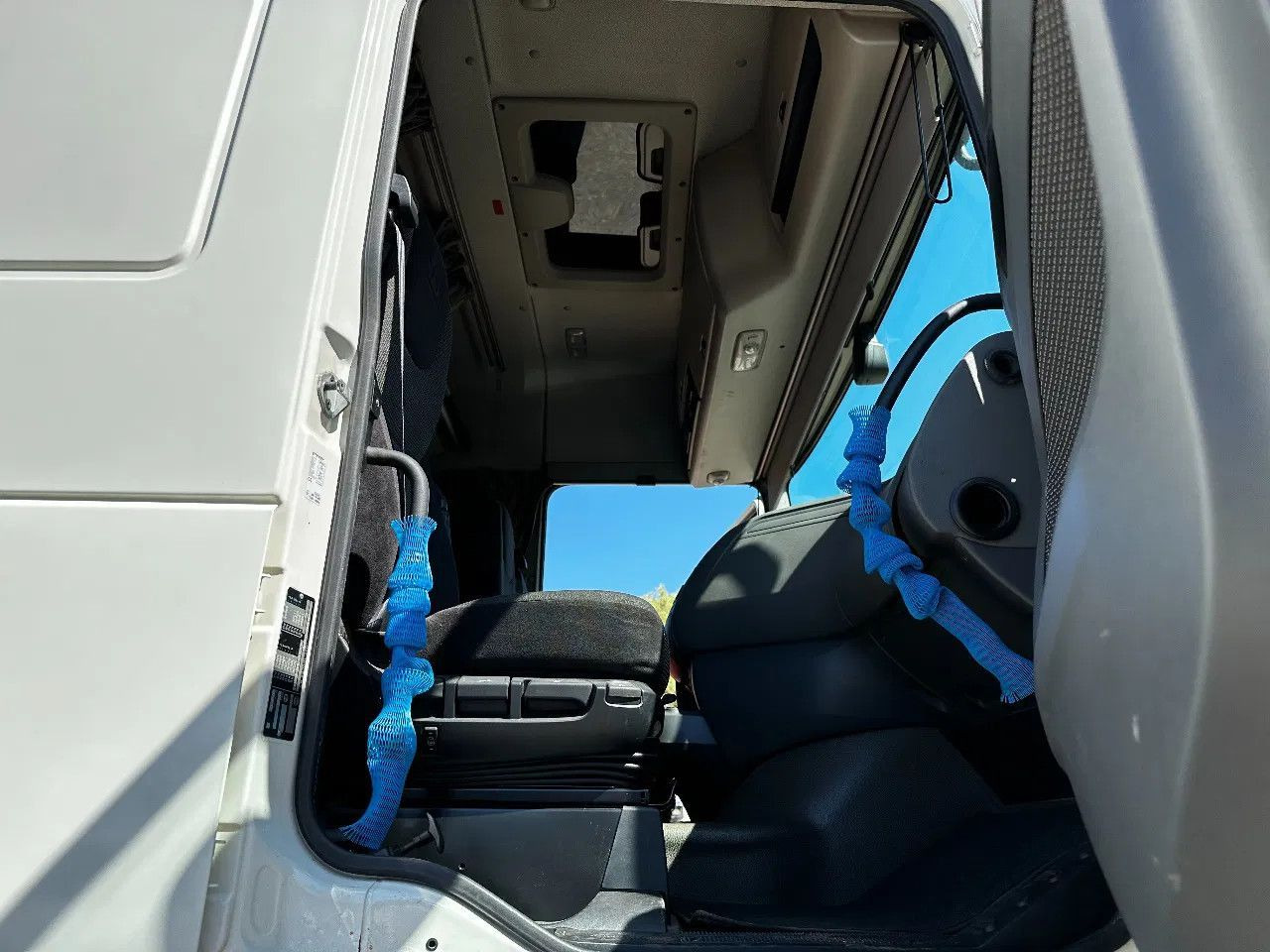 Çekici DAF XF 460 4X2 Tractor-unit Spring/Air Retarder ACC DAF XF 460 4X2 Tractor-unit Spring/Air Retarder ACC: fotoğraf 7