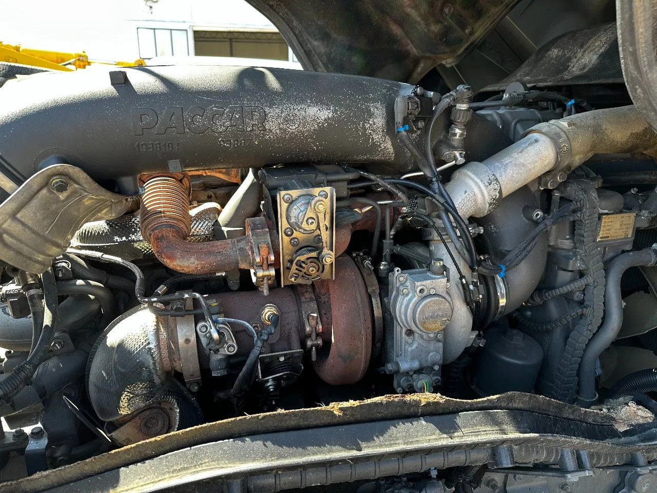 Çekici DAF XF 460 4X2 Tractor-unit Spring/Air Retarder ACC DAF XF 460 4X2 Tractor-unit Spring/Air Retarder ACC: fotoğraf 16