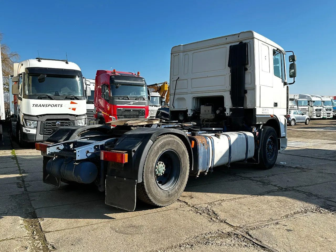 DAF XF 95.380 4X2 Tractor-unit Spring/Air ZF Manual DAF XF 95.380 4X2 Tractor-unit Spring/Air ZF Manual - Çekici: fotoğraf 4 DAF XF 95.380 4X2 Tractor-unit Spring/Air ZF Manual DAF XF 95.380 4X2 Tractor-unit Spring/Air ZF Manual - Çekici: fotoğraf 4