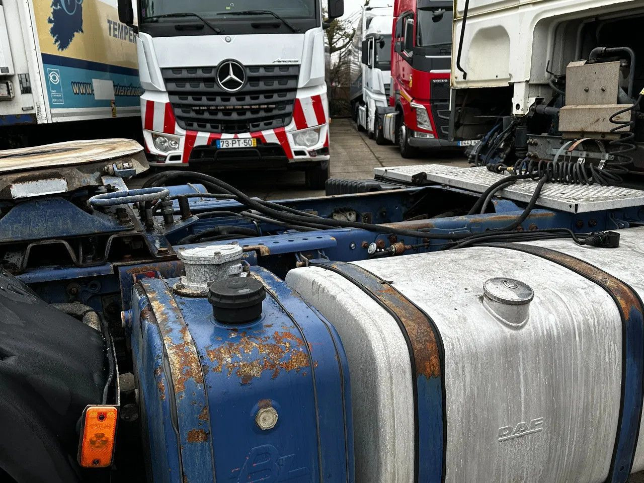 DAF XF 95.380 4X2 Tractor-unit Spring/Air ZF Manual DAF XF 95.380 4X2 Tractor-unit Spring/Air ZF Manual - Çekici: fotoğraf 5 DAF XF 95.380 4X2 Tractor-unit Spring/Air ZF Manual DAF XF 95.380 4X2 Tractor-unit Spring/Air ZF Manual - Çekici: fotoğraf 5