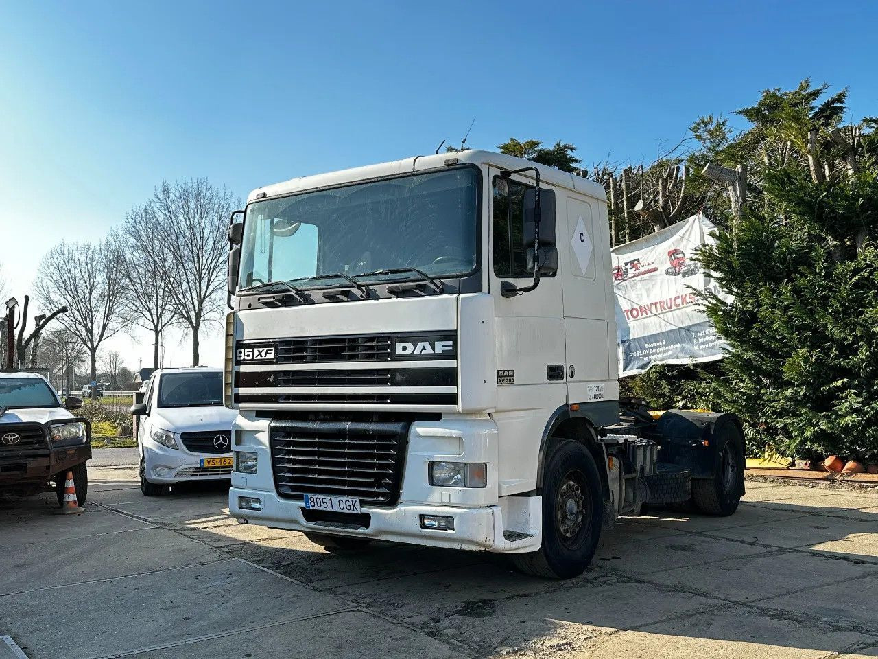 DAF XF 95.380 4X2 Tractor-unit Spring/Air ZF Manual DAF XF 95.380 4X2 Tractor-unit Spring/Air ZF Manual - Çekici: fotoğraf 2 DAF XF 95.380 4X2 Tractor-unit Spring/Air ZF Manual DAF XF 95.380 4X2 Tractor-unit Spring/Air ZF Manual - Çekici: fotoğraf 2