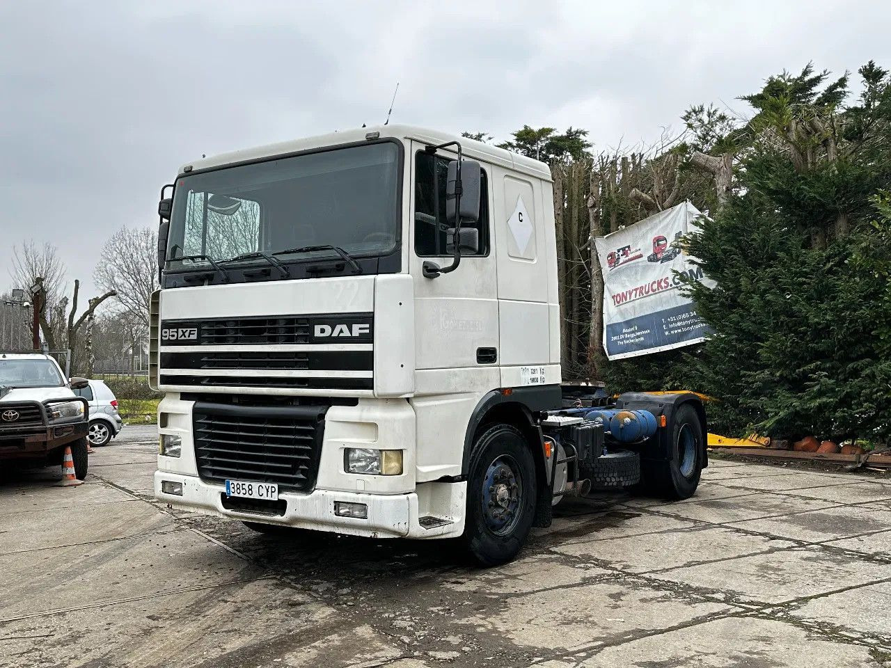 DAF XF 95.380 4X2 Tractor-unit Spring/Air ZF Manual DAF XF 95.380 4X2 Tractor-unit Spring/Air ZF Manual - Çekici: fotoğraf 2 DAF XF 95.380 4X2 Tractor-unit Spring/Air ZF Manual DAF XF 95.380 4X2 Tractor-unit Spring/Air ZF Manual - Çekici: fotoğraf 2