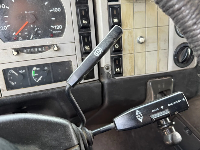 Çekici MAN 19.403 4X2 Tractor-unit Spring/Air ZF Manual Gear Low cabine: fotoğraf 15 Çekici MAN 19.403 4X2 Tractor-unit Spring/Air ZF Manual Gear Low cabine: fotoğraf 15