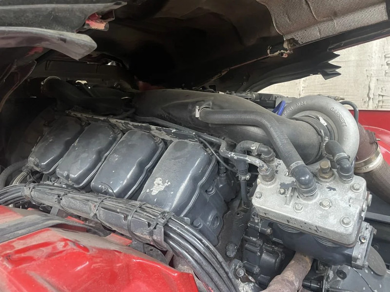 Çekici Scania R560 V8 4X2 Tractor-unit Retarder Euro5: fotoğraf 16 Çekici Scania R560 V8 4X2 Tractor-unit Retarder Euro5: fotoğraf 16