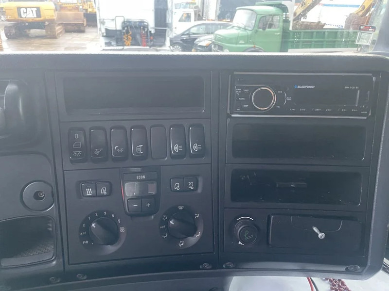 Çekici Scania R560 V8 4X2 Tractor-unit Retarder Euro5: fotoğraf 11 Çekici Scania R560 V8 4X2 Tractor-unit Retarder Euro5: fotoğraf 11