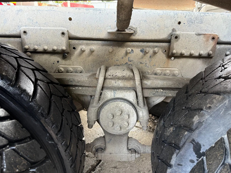 MAN TGA 35.360 8X4 SCHWING Beton Mixer Spring/Spring ZF Manual Gearbox - Transmikser: fotoğraf 5 MAN TGA 35.360 8X4 SCHWING Beton Mixer Spring/Spring ZF Manual Gearbox - Transmikser: fotoğraf 5