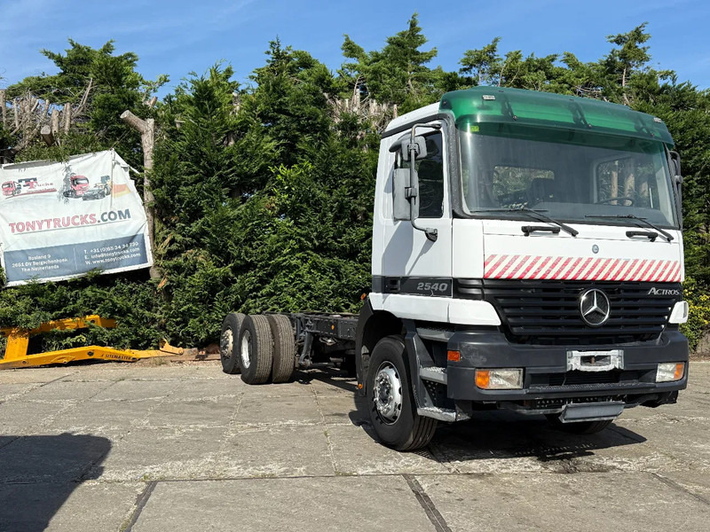 Mercedes-Benz ACTROS 2540 V6 6X2 Chassis Spring/Air EPS 3 Pedal - Şasi kamyon: fotoğraf 1 Mercedes-Benz ACTROS 2540 V6 6X2 Chassis Spring/Air EPS 3 Pedal - Şasi kamyon: fotoğraf 1
