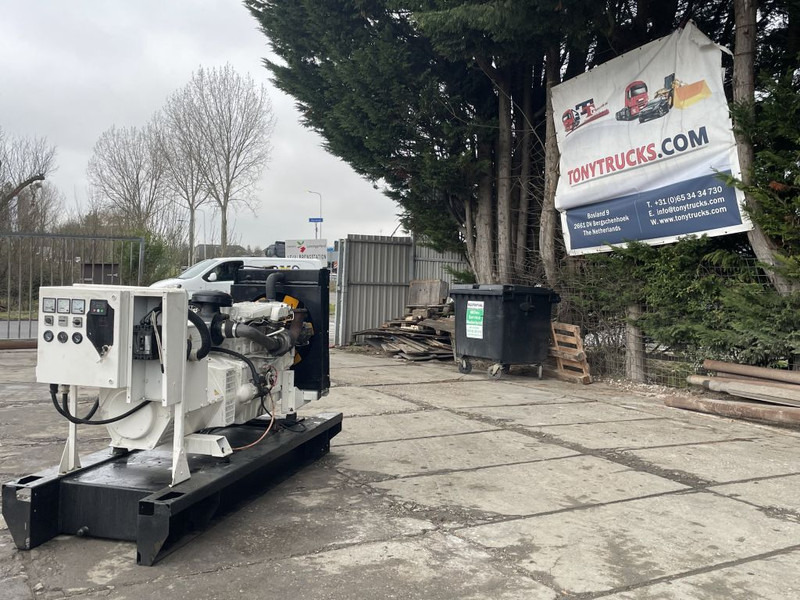 Perkins 100 KVA Generator 3 Phase - Elektrikli jeneratör: fotoğraf 2 Perkins 100 KVA Generator 3 Phase - Elektrikli jeneratör: fotoğraf 2