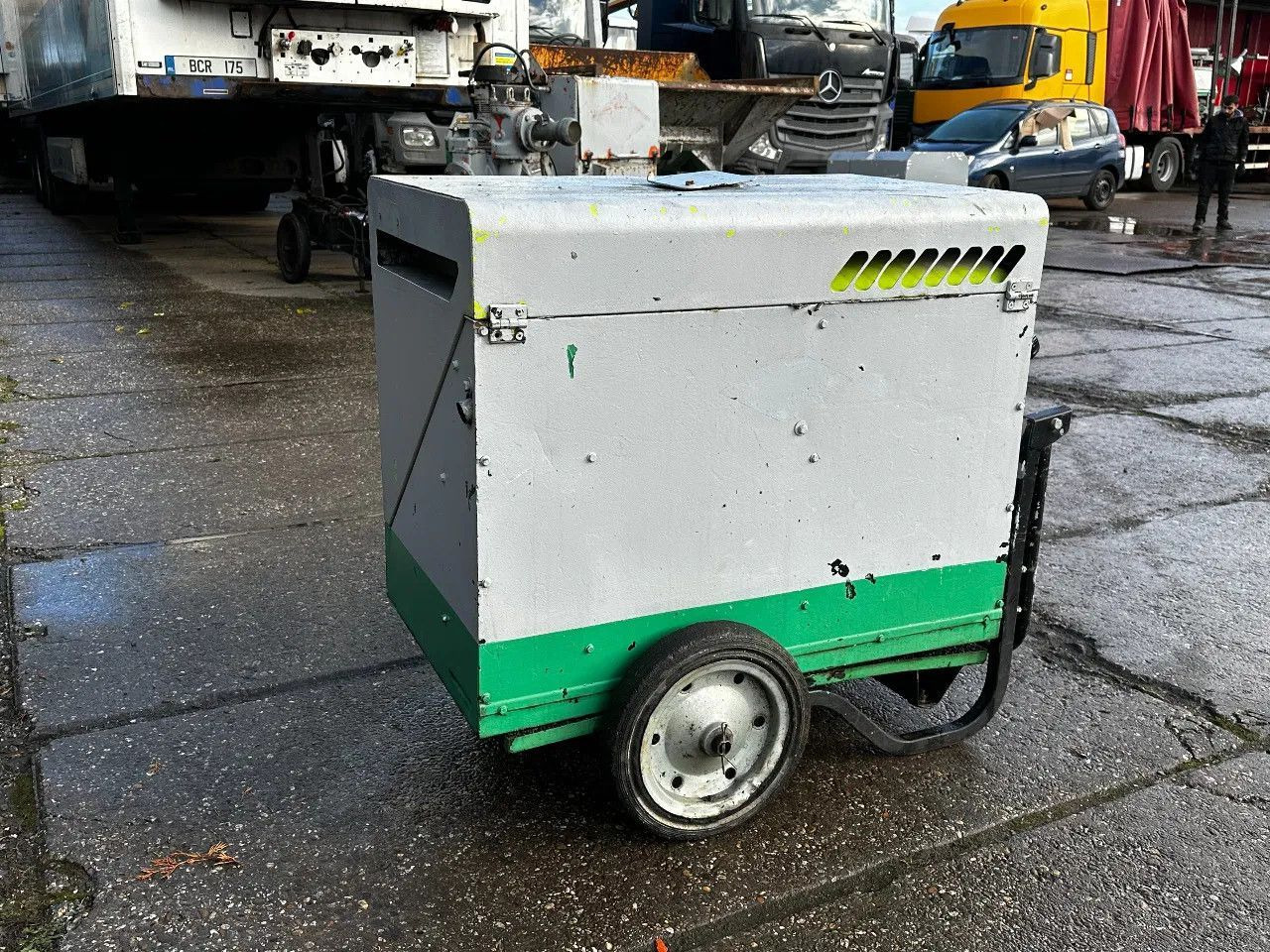 Pramac P6000S2 6KVA Generator Pramac P6000S2 6KVA Generator - Elektrikli jeneratör: fotoğraf 5 Pramac P6000S2 6KVA Generator Pramac P6000S2 6KVA Generator - Elektrikli jeneratör: fotoğraf 5