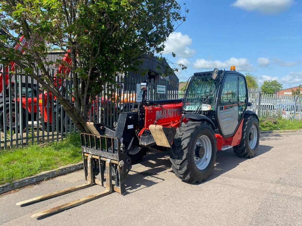 Manitou MT 1033 - Teleskopik yükleyici: fotoğraf 5 Manitou MT 1033 - Teleskopik yükleyici: fotoğraf 5