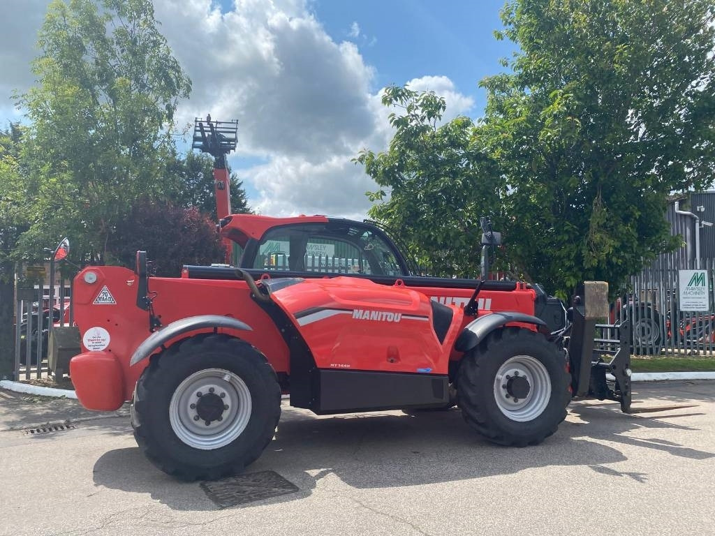 Manitou MT 1440 - Teleskopik yükleyici: fotoğraf 1 Manitou MT 1440 - Teleskopik yükleyici: fotoğraf 1