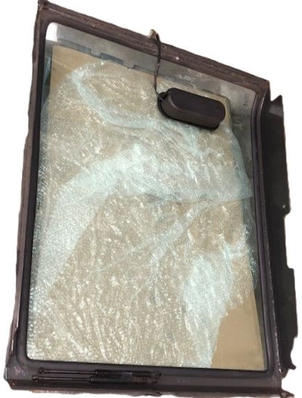 Front window for Nissan/Atlet - Kabin ve iç mekan - Malzeme taşıma ekipmanı: fotoğraf 1 Front window for Nissan/Atlet - Kabin ve iç mekan - Malzeme taşıma ekipmanı: fotoğraf 1