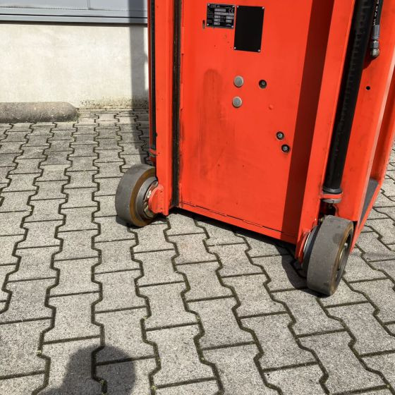 Linde E10 (334) - Elektrikli forklift: fotoğraf 4 Linde E10 (334) - Elektrikli forklift: fotoğraf 4