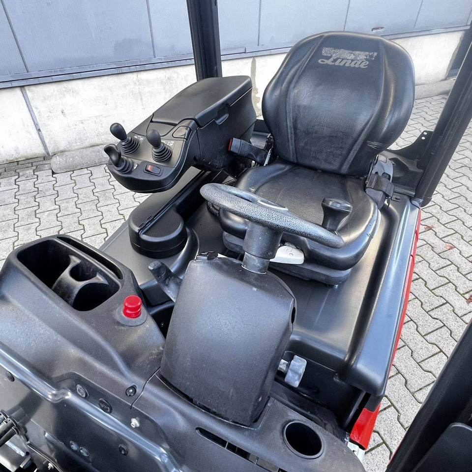 Linde E15 (386-02) EVO - Elektrikli forklift: fotoğraf 4 Linde E15 (386-02) EVO - Elektrikli forklift: fotoğraf 4