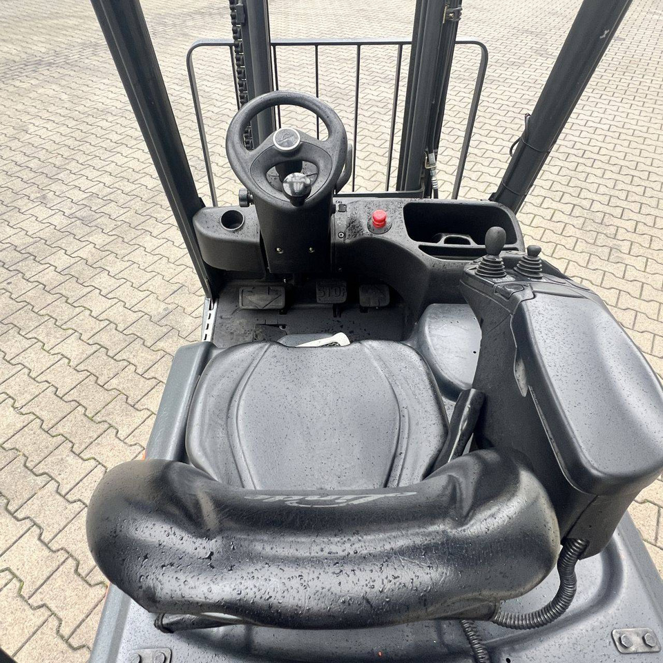 Linde E15 (386-02) EVO - Elektrikli forklift: fotoğraf 3 Linde E15 (386-02) EVO - Elektrikli forklift: fotoğraf 3