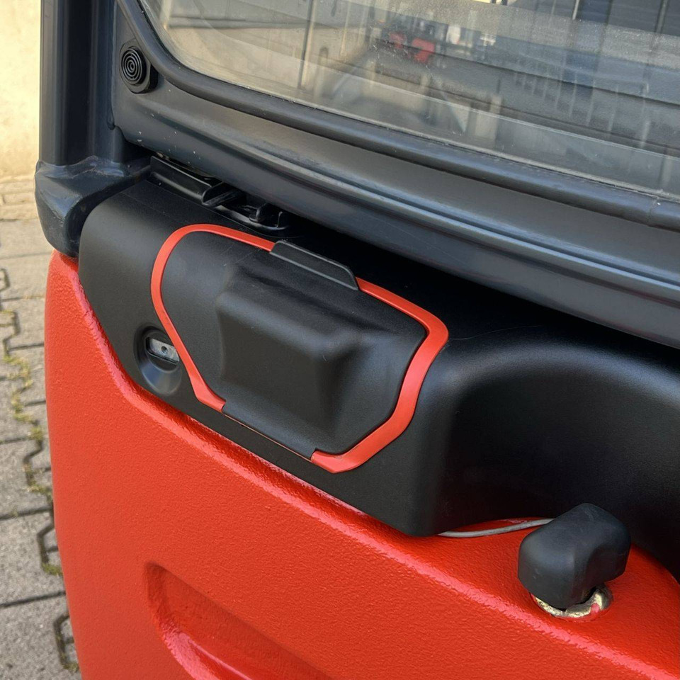 Linde E16 (386-02) EVO - Elektrikli forklift: fotoğraf 3 Linde E16 (386-02) EVO - Elektrikli forklift: fotoğraf 3
