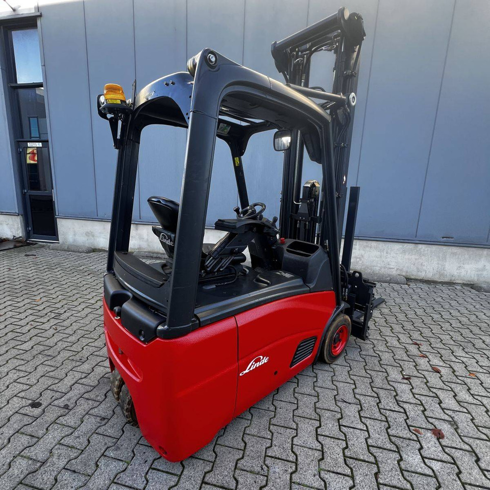 Linde E16 (386) - Elektrikli forklift: fotoğraf 2 Linde E16 (386) - Elektrikli forklift: fotoğraf 2