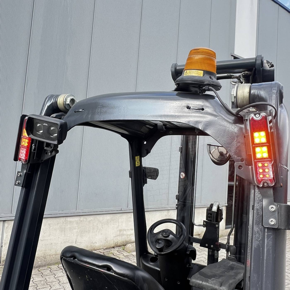 Linde E16C (386) - Elektrikli forklift: fotoğraf 5 Linde E16C (386) - Elektrikli forklift: fotoğraf 5