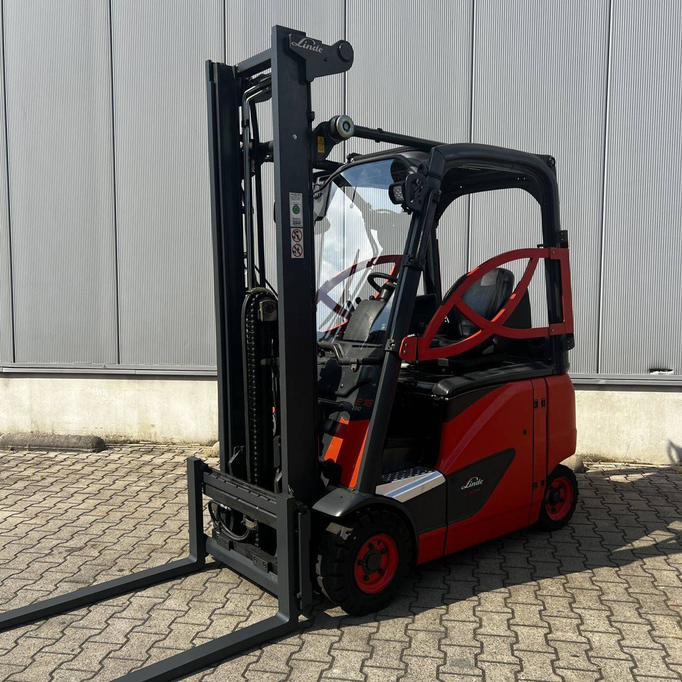 Linde E16PH-02 (386) EVO - Elektrikli forklift: fotoğraf 1 Linde E16PH-02 (386) EVO - Elektrikli forklift: fotoğraf 1
