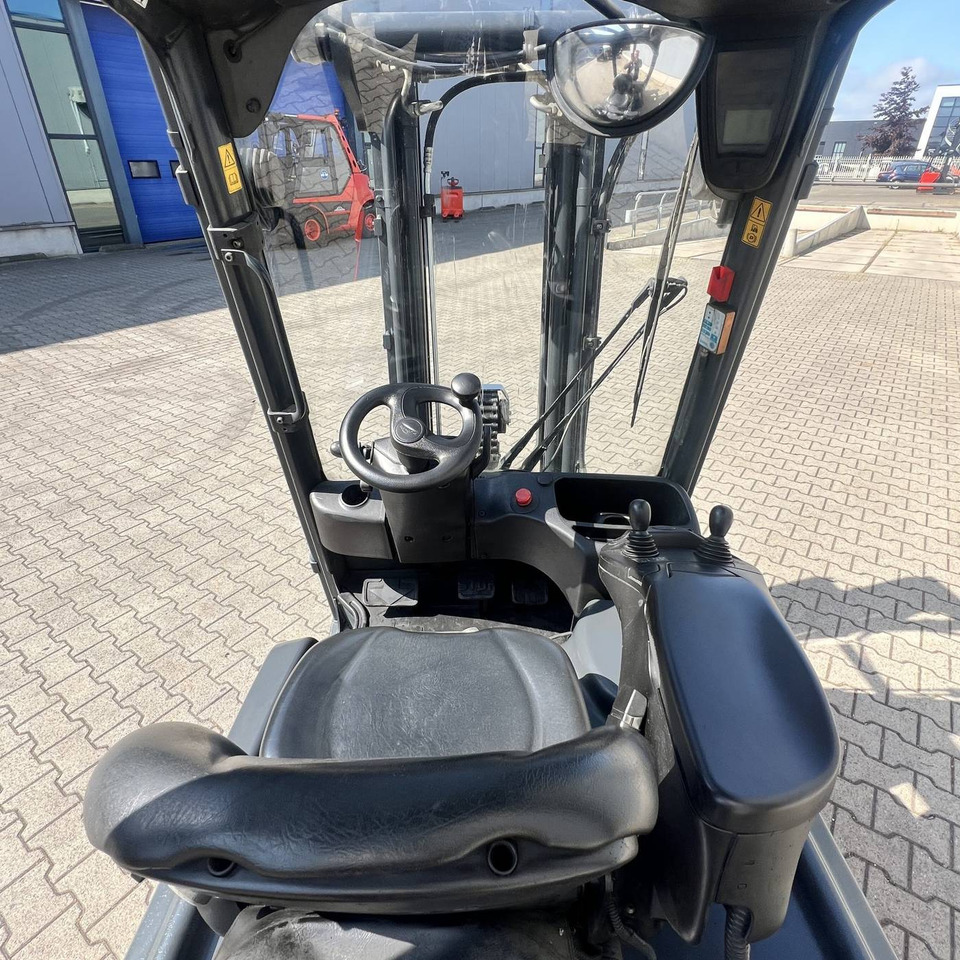 Linde E16PH (386-02) EVO - Elektrikli forklift: fotoğraf 5 Linde E16PH (386-02) EVO - Elektrikli forklift: fotoğraf 5