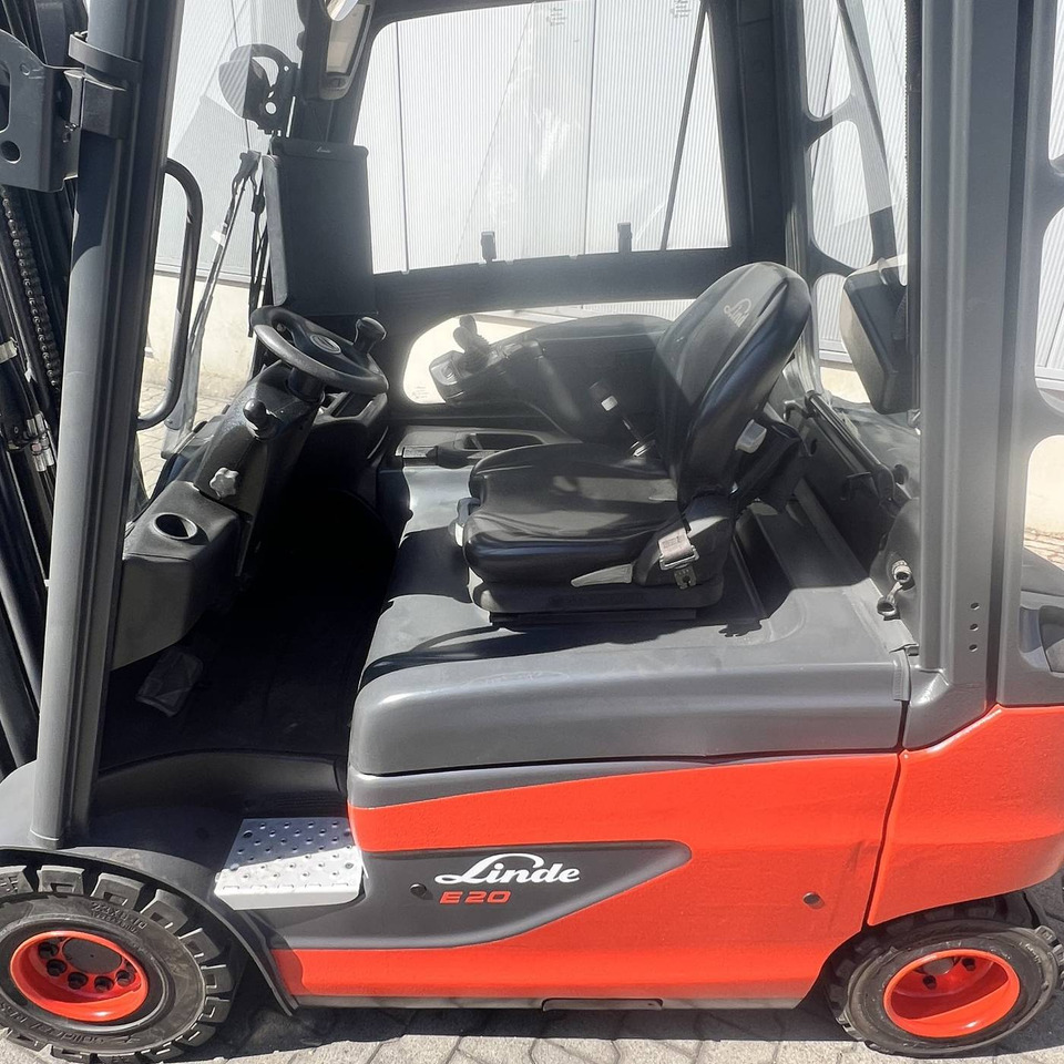 Linde E20 (387) - Elektrikli forklift: fotoğraf 3 Linde E20 (387) - Elektrikli forklift: fotoğraf 3