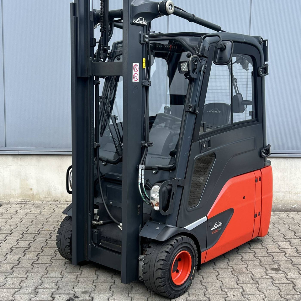 Linde E20L (386-02) EVO - Elektrikli forklift: fotoğraf 2 Linde E20L (386-02) EVO - Elektrikli forklift: fotoğraf 2