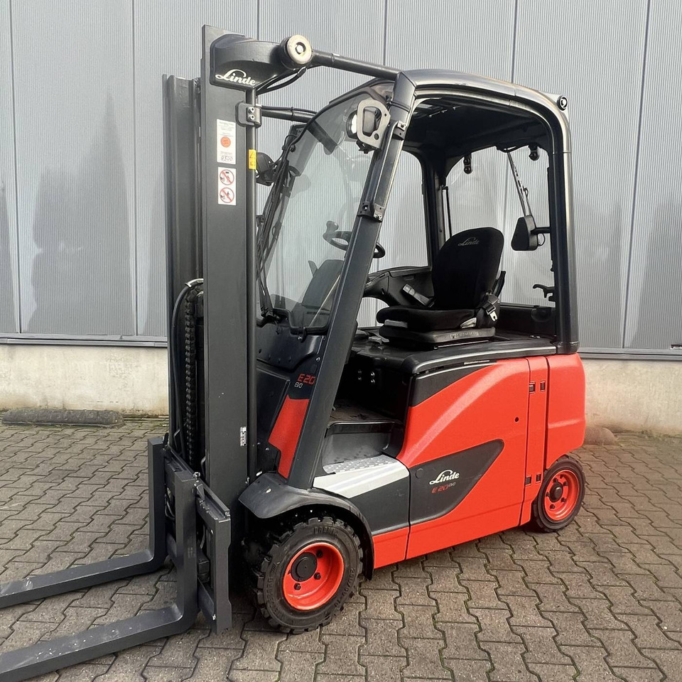 Linde E20PH-02 (386) EVO - Elektrikli forklift: fotoğraf 1 Linde E20PH-02 (386) EVO - Elektrikli forklift: fotoğraf 1