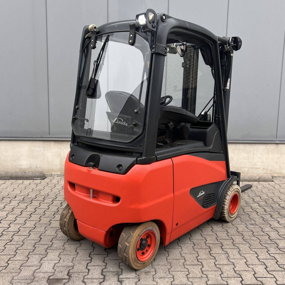 Linde E20PH (386-02) EVO - Elektrikli forklift: fotoğraf 3 Linde E20PH (386-02) EVO - Elektrikli forklift: fotoğraf 3