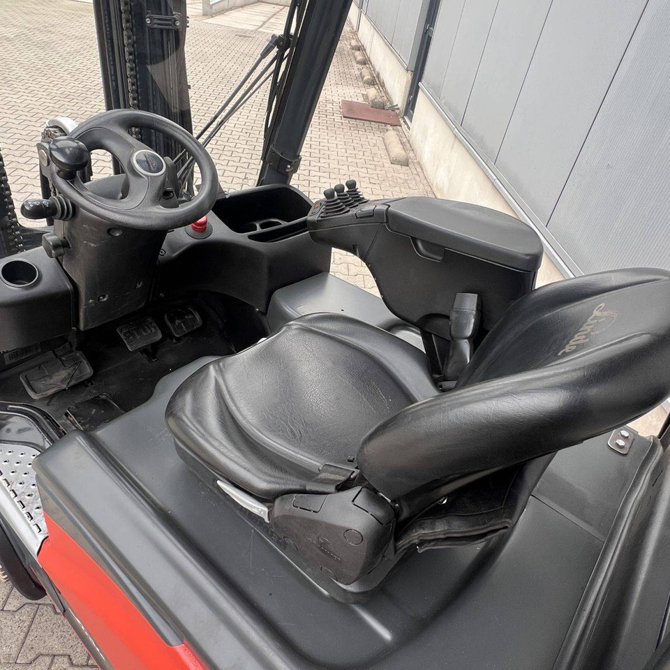 Linde E20PH (386-02) EVO - Elektrikli forklift: fotoğraf 4 Linde E20PH (386-02) EVO - Elektrikli forklift: fotoğraf 4