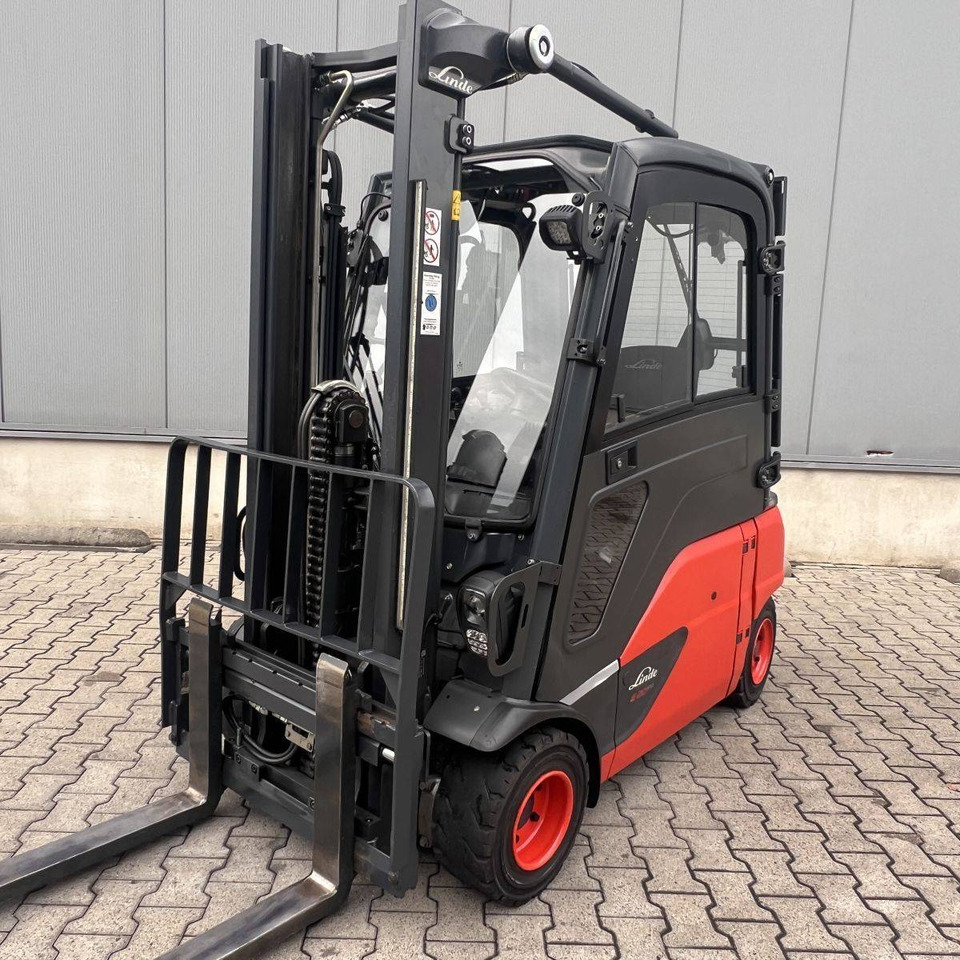 Linde E20PL (386-02) EVO - Elektrikli forklift: fotoğraf 1 Linde E20PL (386-02) EVO - Elektrikli forklift: fotoğraf 1