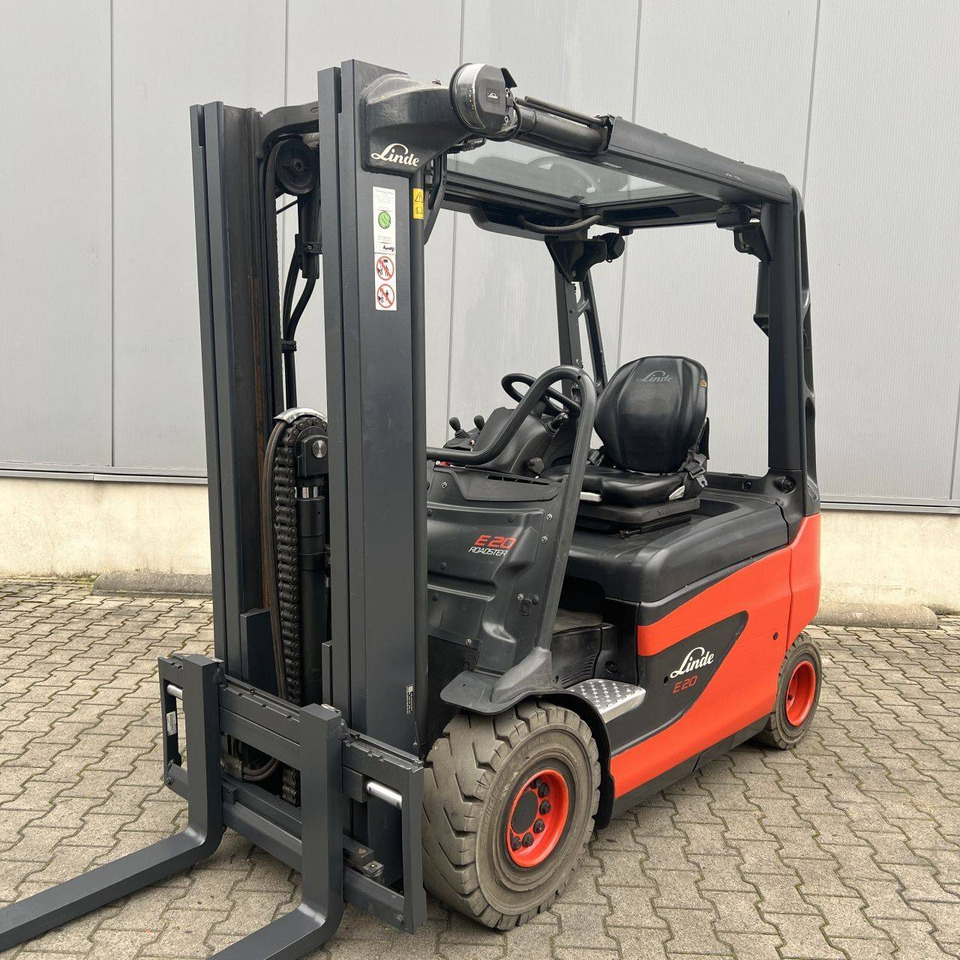 Linde E20R (387) Roadster - Elektrikli forklift: fotoğraf 1 Linde E20R (387) Roadster - Elektrikli forklift: fotoğraf 1