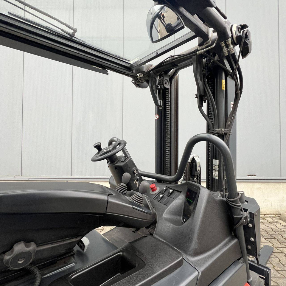Linde E20R (387) Roadster - Elektrikli forklift: fotoğraf 5 Linde E20R (387) Roadster - Elektrikli forklift: fotoğraf 5