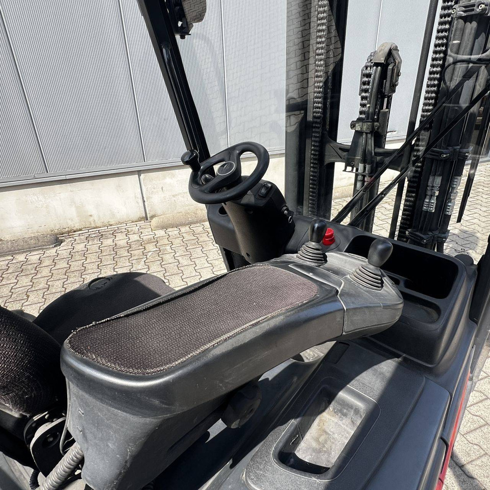 Linde E25-01 (387) - Elektrikli forklift: fotoğraf 3 Linde E25-01 (387) - Elektrikli forklift: fotoğraf 3