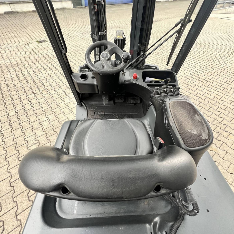 Linde E25L (387) - Elektrikli forklift: fotoğraf 5 Linde E25L (387) - Elektrikli forklift: fotoğraf 5