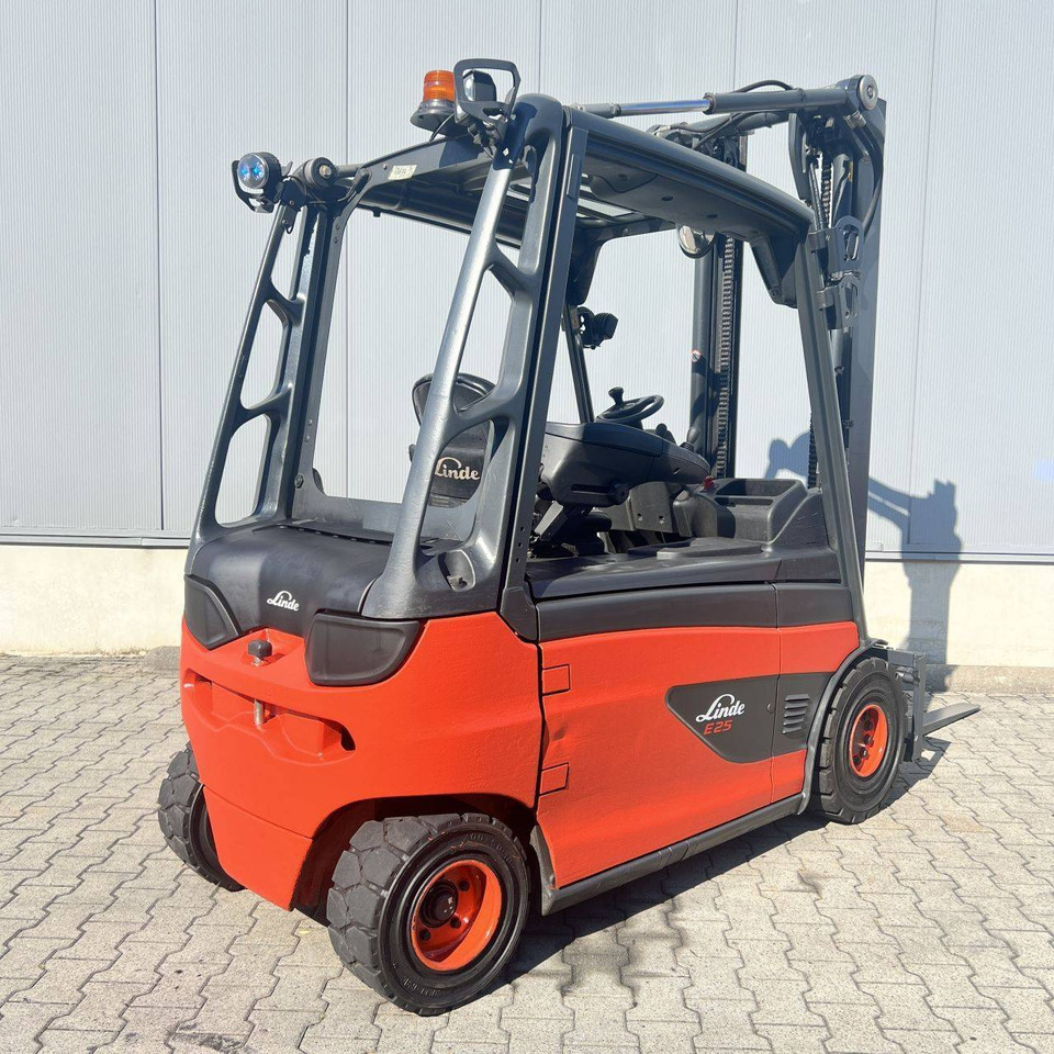 Linde E25L (387) - Elektrikli forklift: fotoğraf 2 Linde E25L (387) - Elektrikli forklift: fotoğraf 2