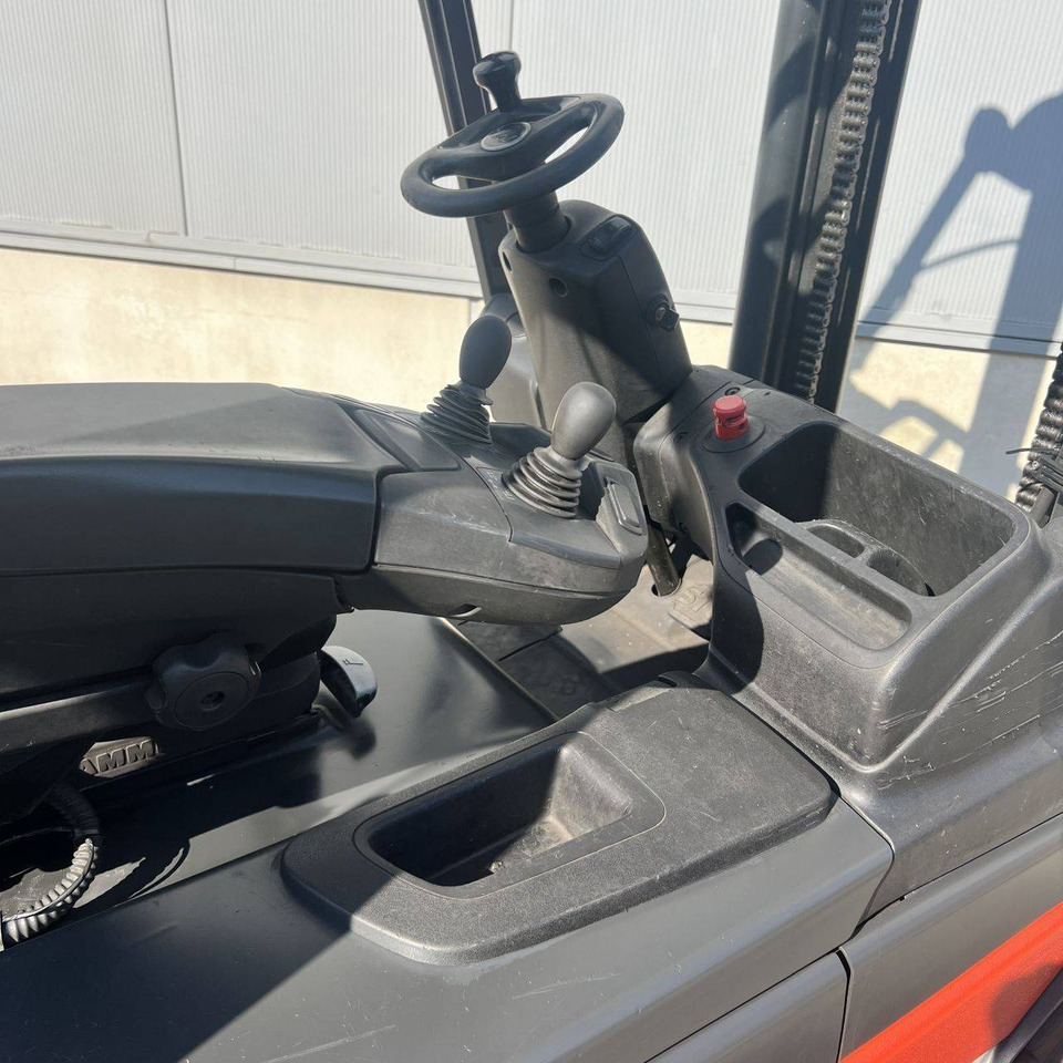 Linde E25L (387) - Elektrikli forklift: fotoğraf 3 Linde E25L (387) - Elektrikli forklift: fotoğraf 3