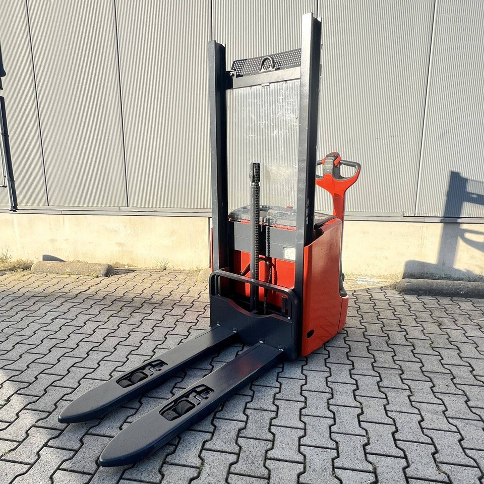 Linde L12 (1172) - Istif makinası: fotoğraf 2 Linde L12 (1172) - Istif makinası: fotoğraf 2