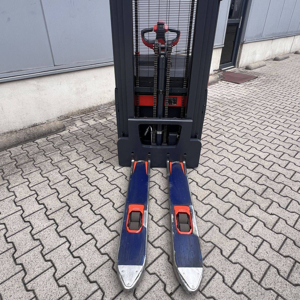 Linde L14 (1173) - Istif makinası: fotoğraf 3 Linde L14 (1173) - Istif makinası: fotoğraf 3