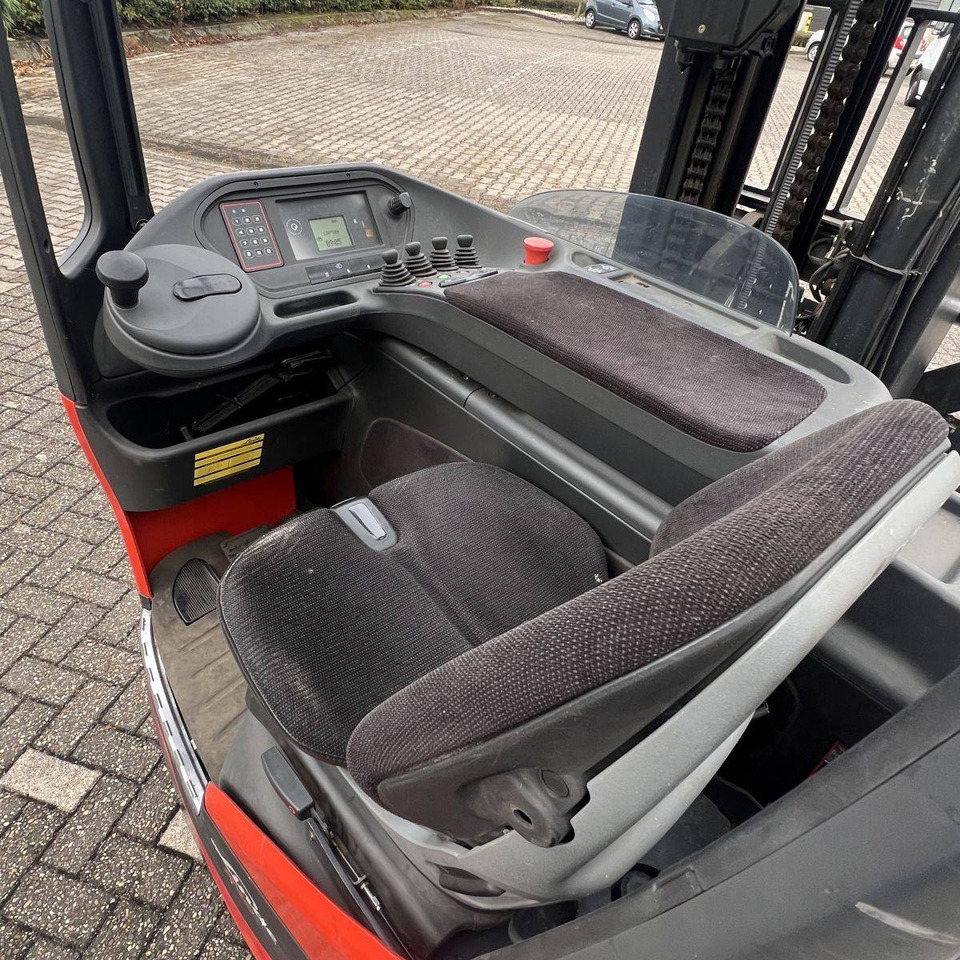 Linde R14HD (1120) - Reach truck: fotoğraf 5 Linde R14HD (1120) - Reach truck: fotoğraf 5