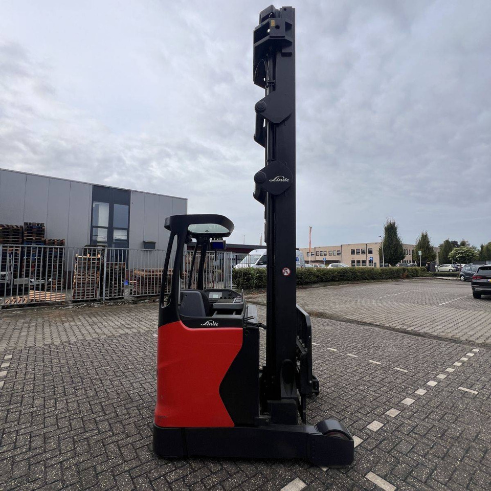 Linde R14HD (1120) - Reach truck: fotoğraf 2 Linde R14HD (1120) - Reach truck: fotoğraf 2